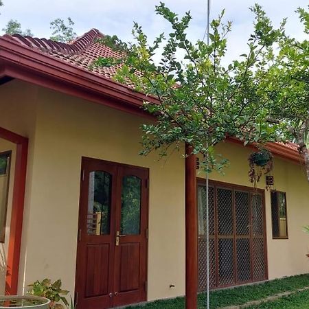 El-Nivasa Villa In Weligama Ngoại thất bức ảnh