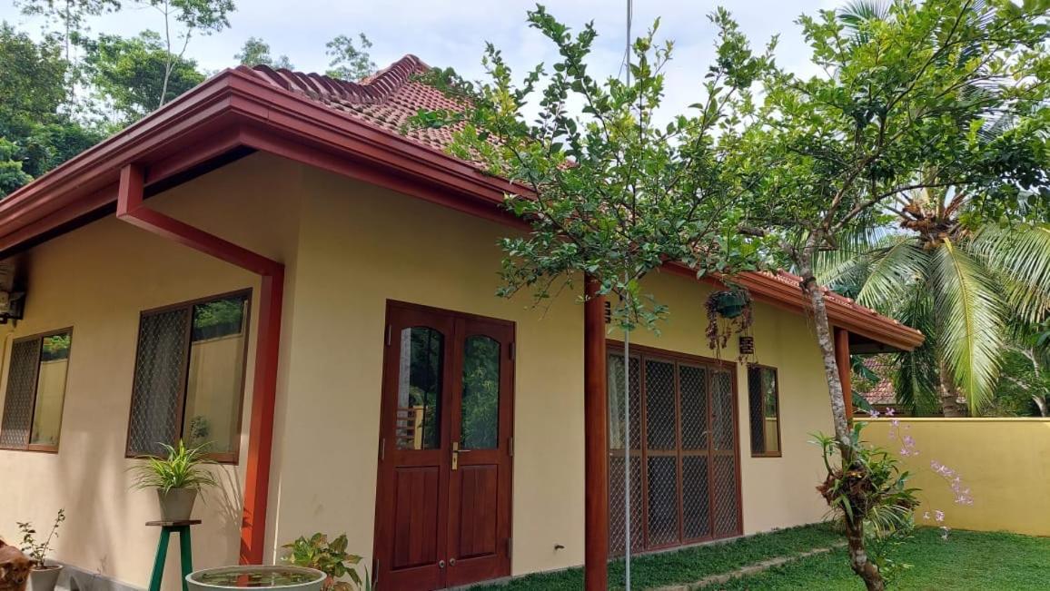 El-Nivasa Villa In Weligama Ngoại thất bức ảnh